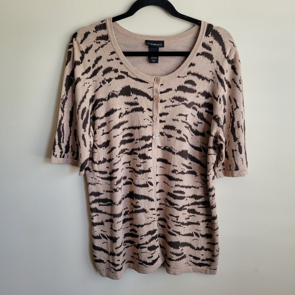 Lane Bryant Womens Cardigan Size 14/16 Animal Print Short Sleeves Four Buttons